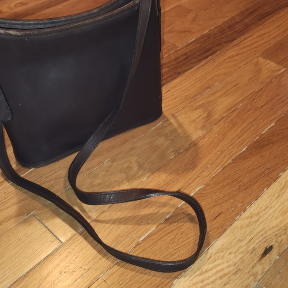 VINTAGE COACH MAMBO 9062 LEATHER HOBO ADJUSTABLE STRAP BAG PURSE - Picture 9 of 13